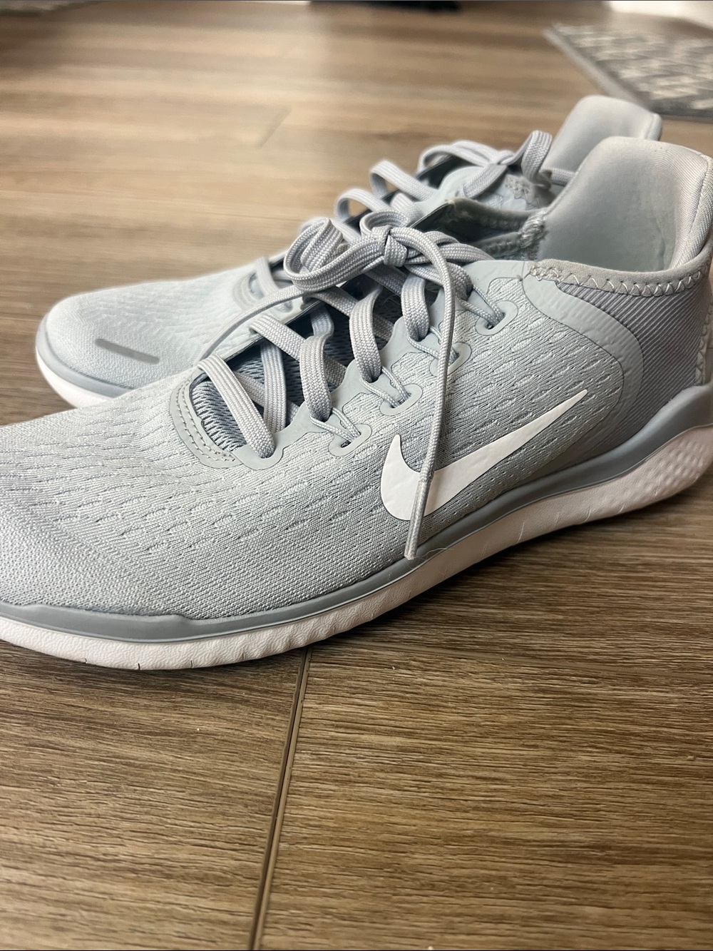 Nike women’s free run 8.5